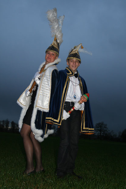 2012 - Prinses Dania van de Nathalzen en Jeugdprins Robbie de 1e uut Hessum